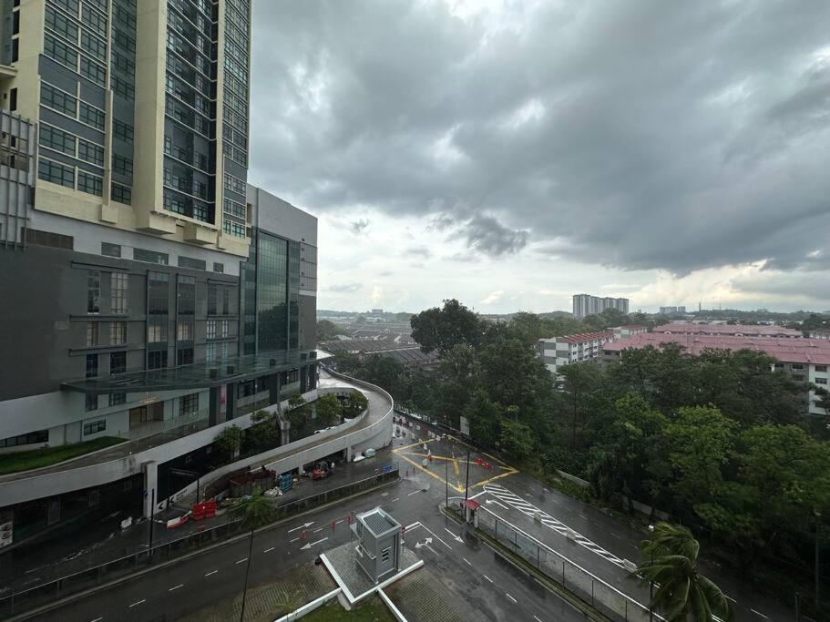 Platino 2br Paradigmmall Netflix By Apartment Johor Bahru