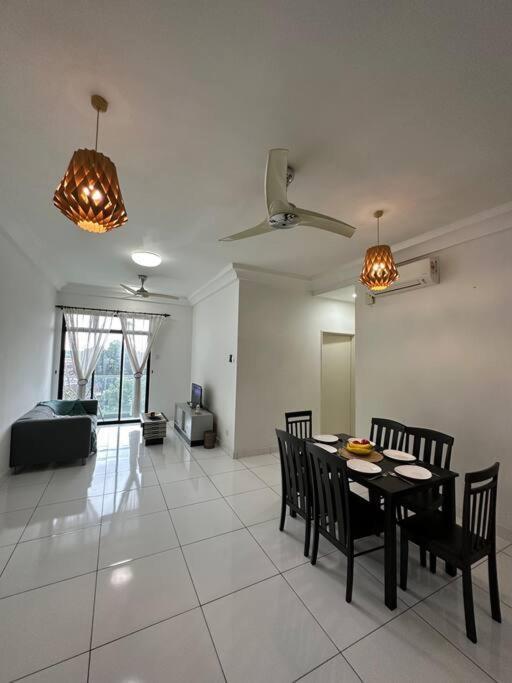 Platino 2br Paradigmmall Netflix By Johor Bahru