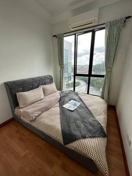 Apartment Platino 2br Paradigmmall Netflix By